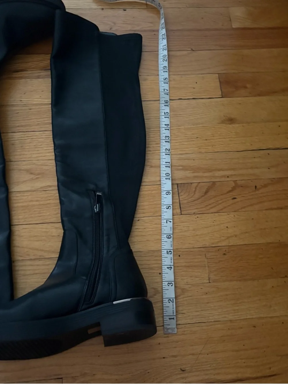 DKNY Knee High Boots Black Stretch Back Zip Low Heel Size 6